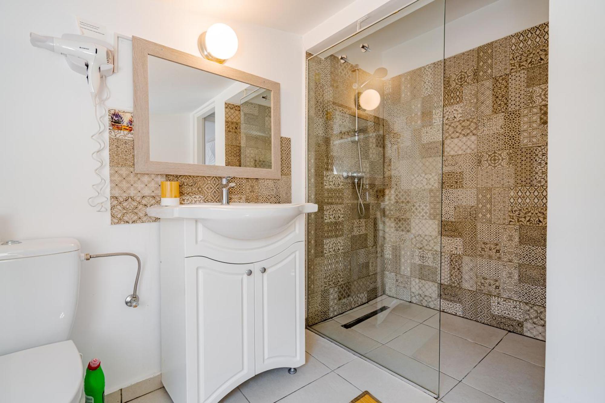 Central Muse Apartment Бухарест Экстерьер фото