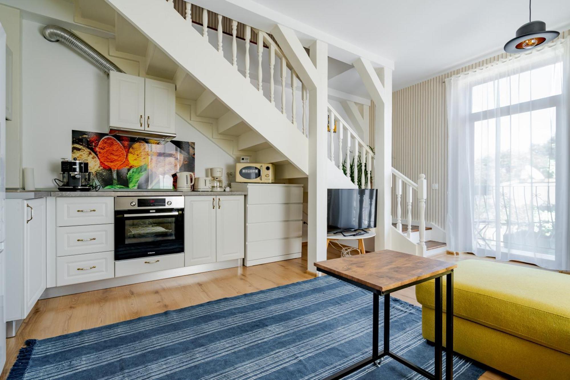 Central Muse Apartment Бухарест Экстерьер фото